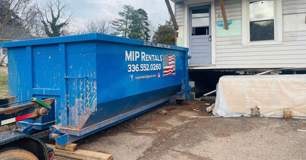 dumpster in local Dumpster Rental